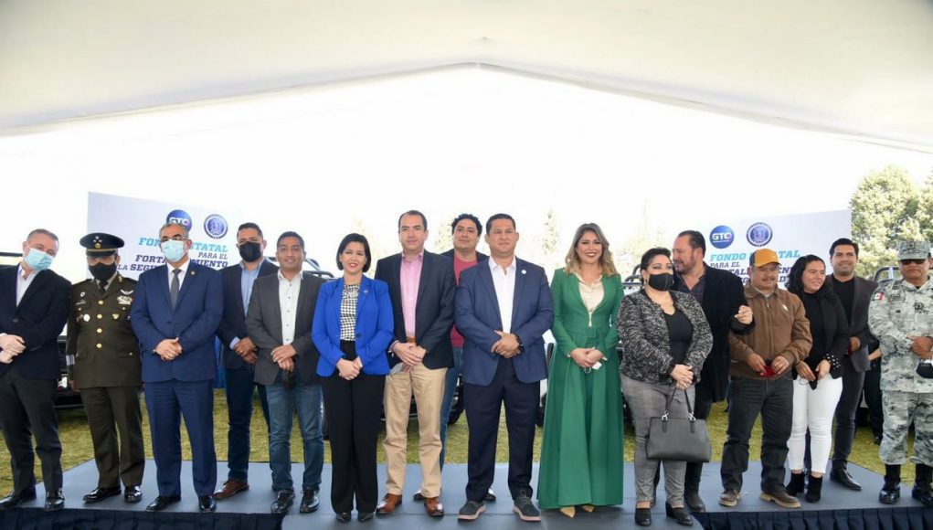 Gobernador entrega equipo de seguridad a municipios del Norte y Noreste (1)