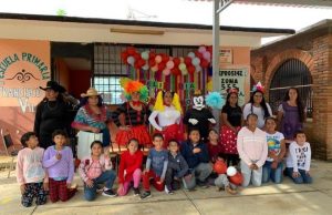 Docente detona conocimientos para los seis grados de primaria con un mismo proyecto