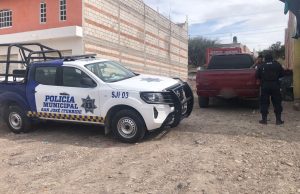 Policía iturbidense asegura vehículo que habría participado en hecho delictivo; hay un detenido
