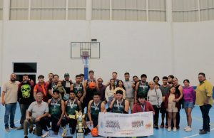 Riñones se alza como el campeón de basquetbol santacatarinense