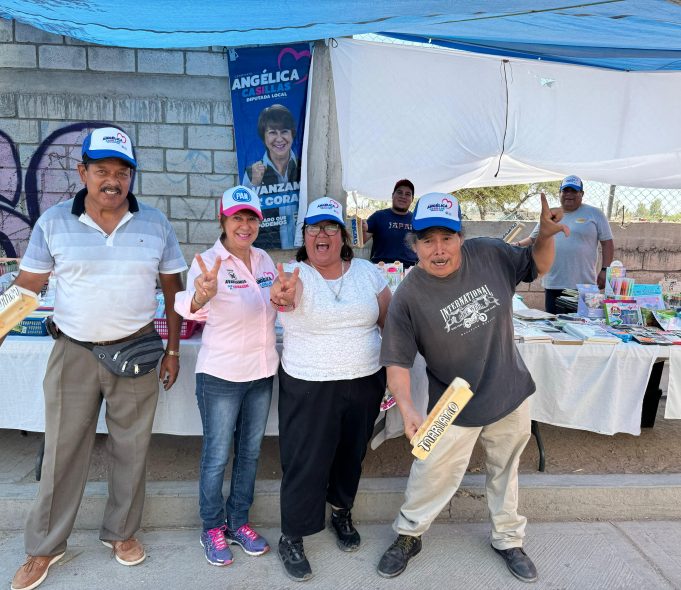 Comerciantes del Tianguis la Plaquita respaldan a Angelica Casillas rumbo al Congreso del Estado