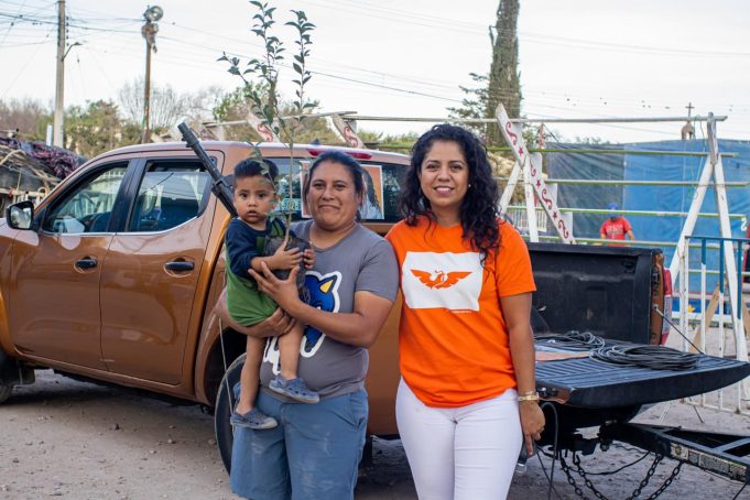 Elizabeth Núñez Zúñiga recibe cálido apoyo en comunidades rurales de Dolores Hidalgo