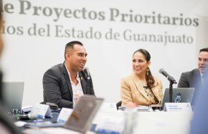 Alcalde ludovicense presenta proyectos prioritarios ante Gobernadora