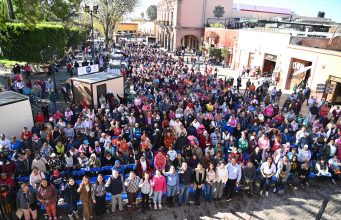Familias dolorenses reciben kilos de frijol