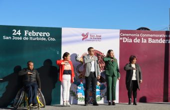 Conmemoran el Día de la Bandera en San José de Iturbide