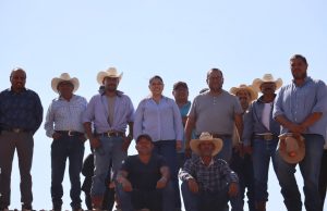 AMPLIAN BORDO DE ABREVADERO AGRÍCOLA EN SANTA CATARINA