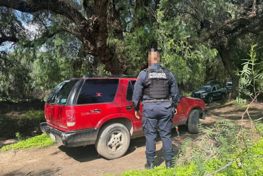Recuperan camioneta robada gracias a reporte ciudadano