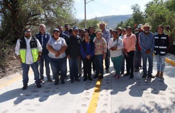 Entregan pavimentación en la comunidad de El Chapín, Santa Catarina