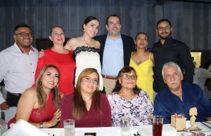En Dolores Hidalgo festejan a el Día del Maestro