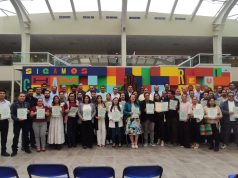 Entrega de constancias a profesionales de la construcción